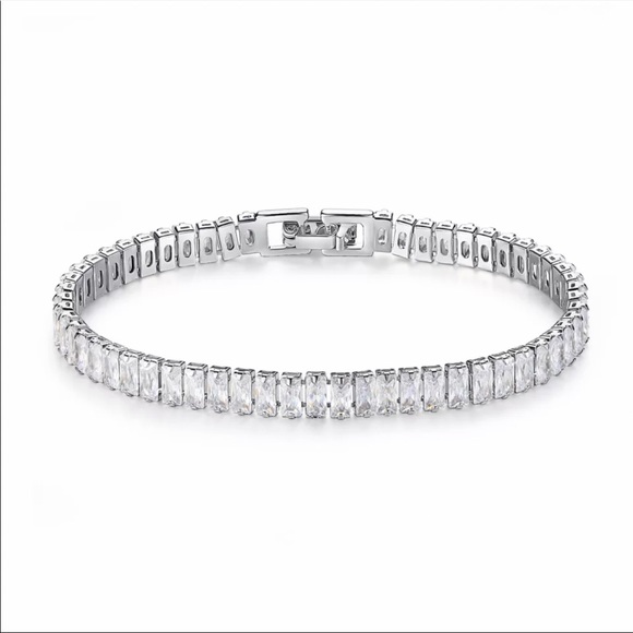 NEW LUXURY BANGLE 925 STERLING SILVER BRACELET, NICE BRACELET, CUTE BRACELET - Picture 7 of 7